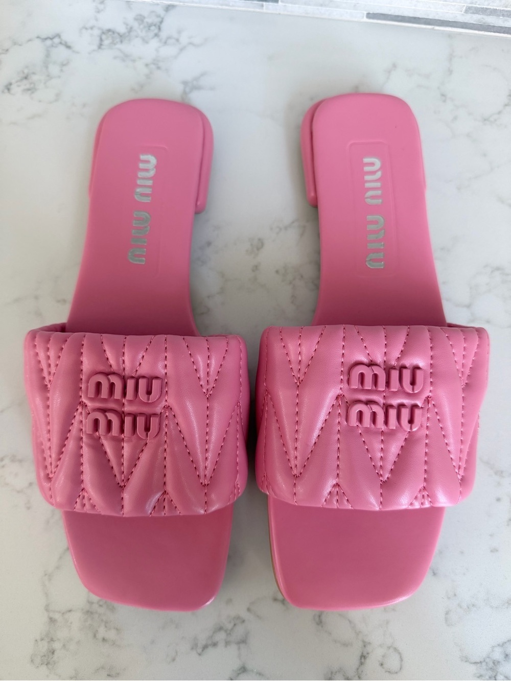 Miu Miu Quilted Logo Slide Sandals in Pink size 7 - Picture 3 of 8